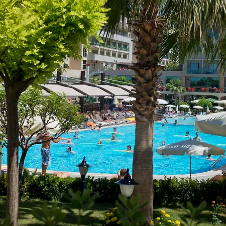 منتجع Aydinbey King's Palace & 5*
