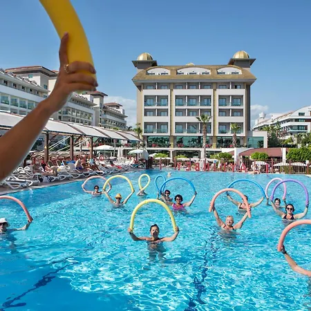 Üdülőközpont Aydinbey King's Palace & 5*