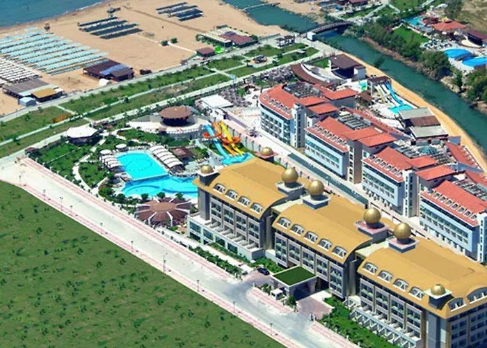 Resort Aydinbey King's Palace &